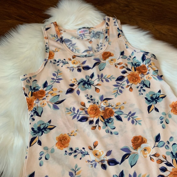 LulaRoe Tank Top Bundle - Picture 2 of 4